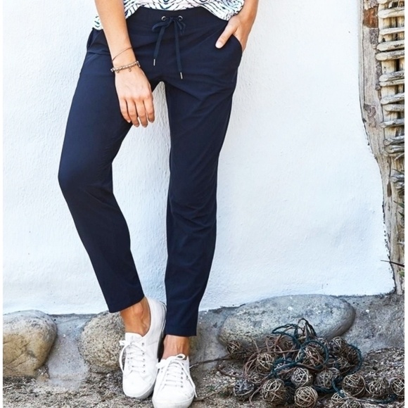 Athleta Pants - Athleta Midtown Ankle Pants Black Skinny Joggers 2